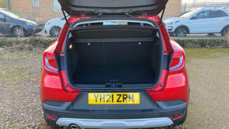 Renault Captur 1.3 TCE 140 Iconic 5dr Petrol Hatchback